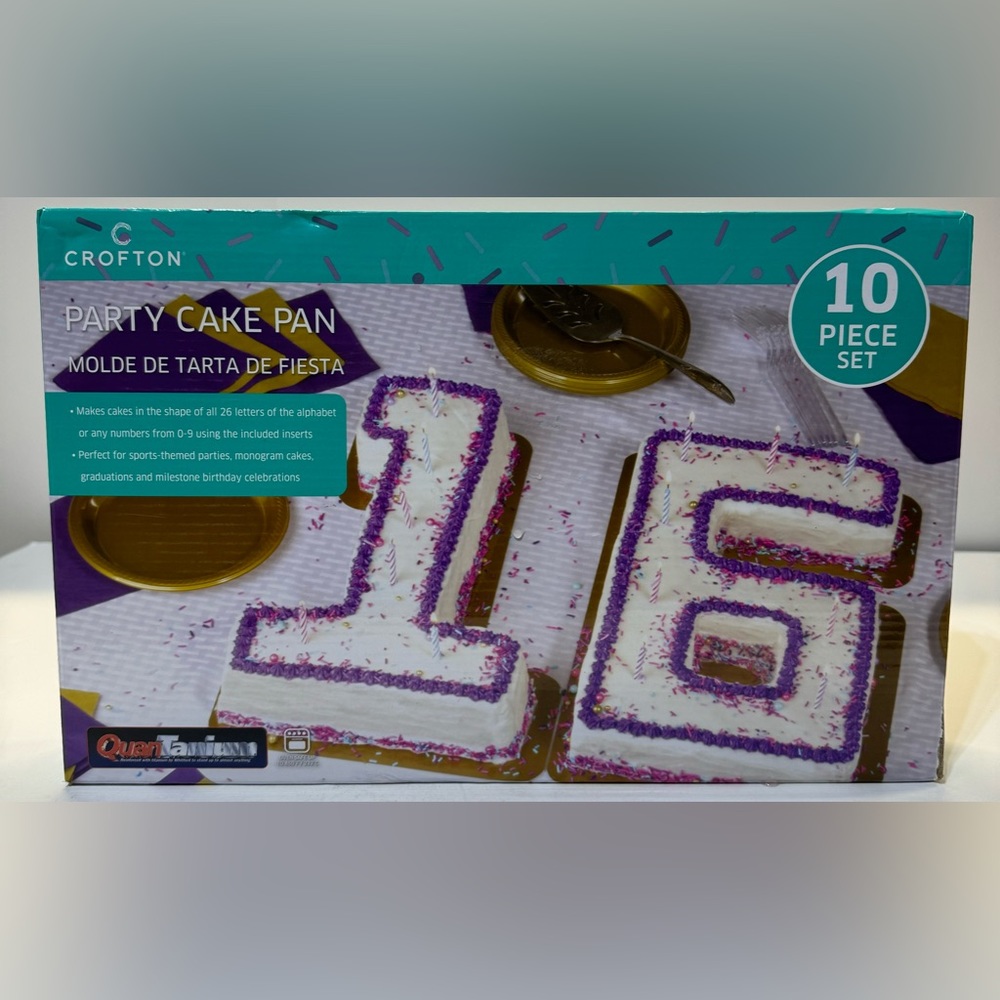 NIB! Party Cake Pan 10 piece Set Makes all 26 Letters and any number 0-9